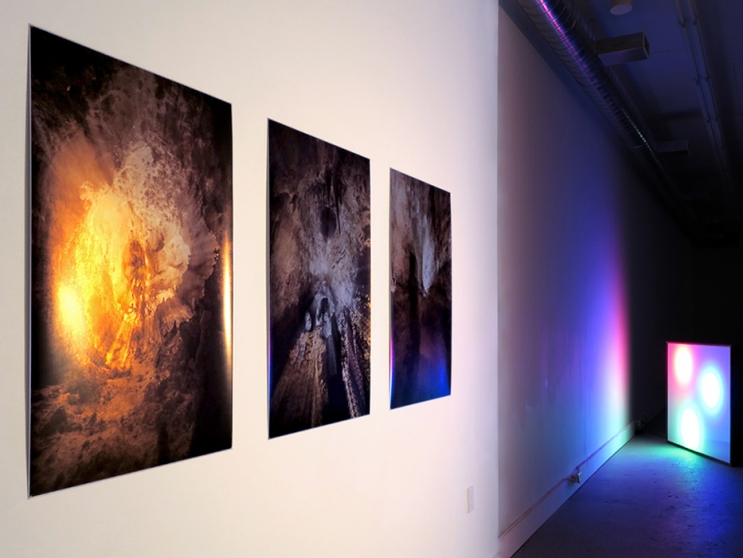 http://www.support.mirunadragan.com/files/gimgs/th-27_GGallery_Metallic&Lightbox-site.jpg